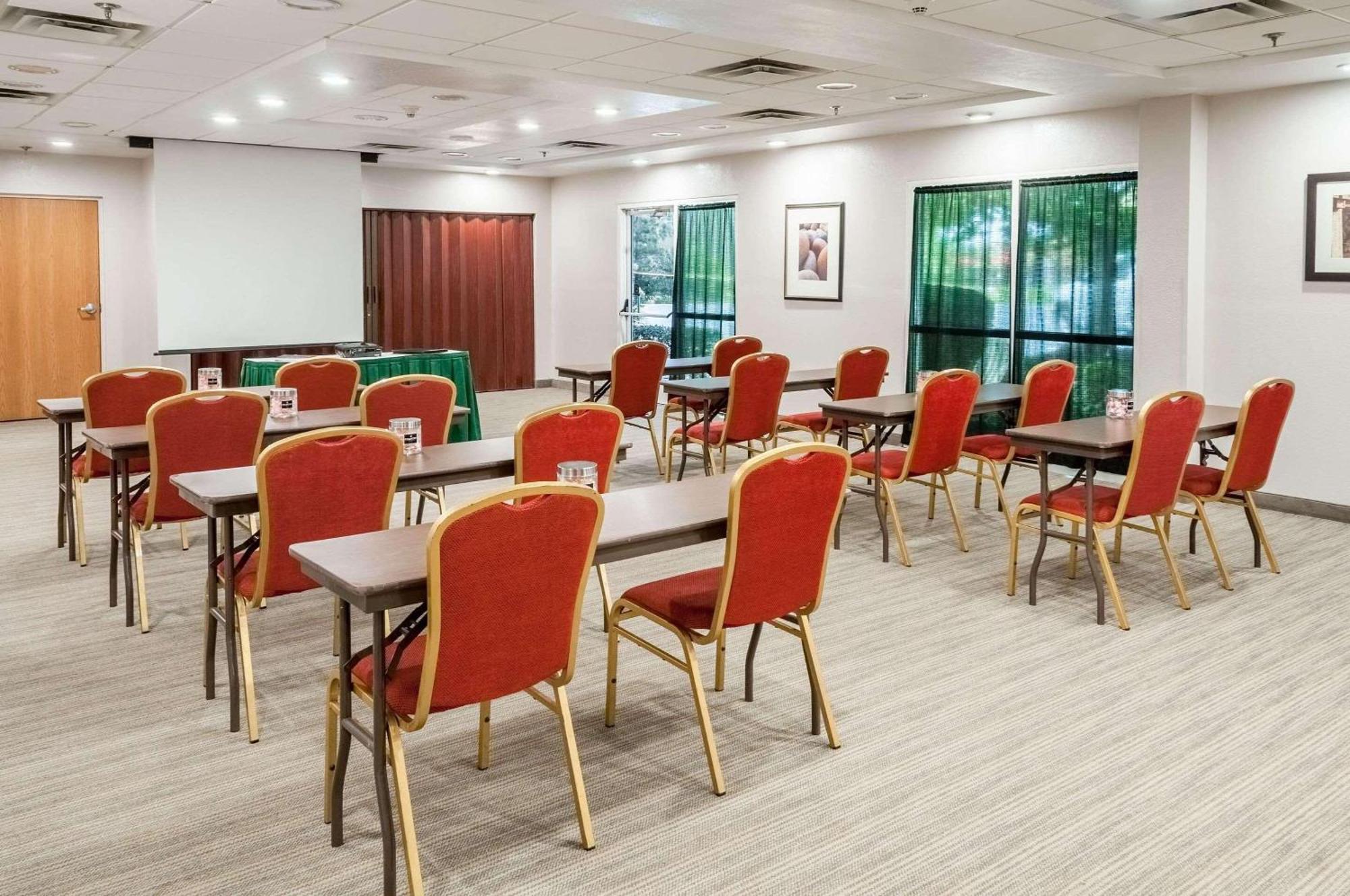 Country Inn & Suites By Radisson, Cookeville, Tn ภายนอก รูปภาพ